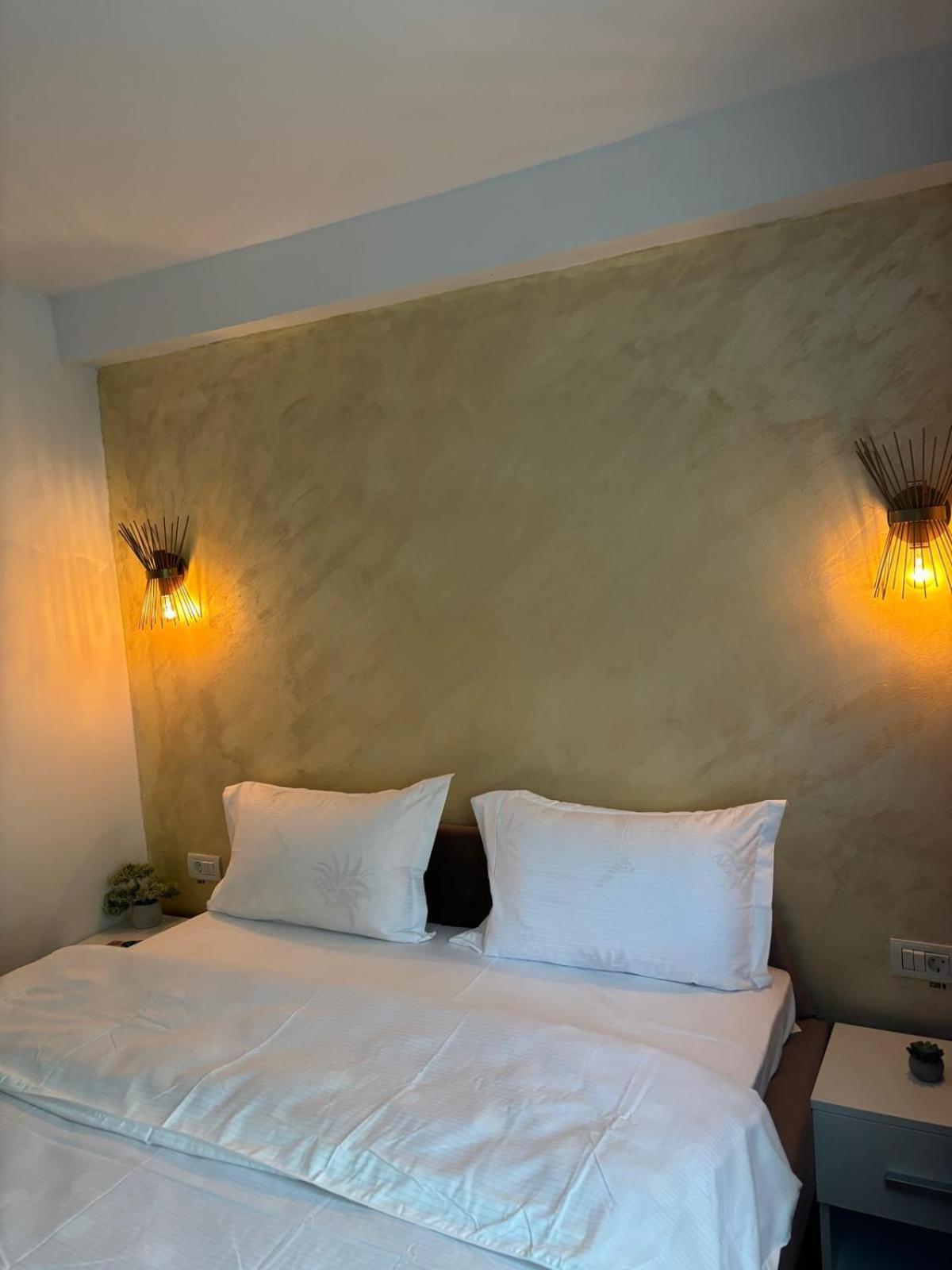 Born By The Sea Hotel Vama Veche Exterior photo